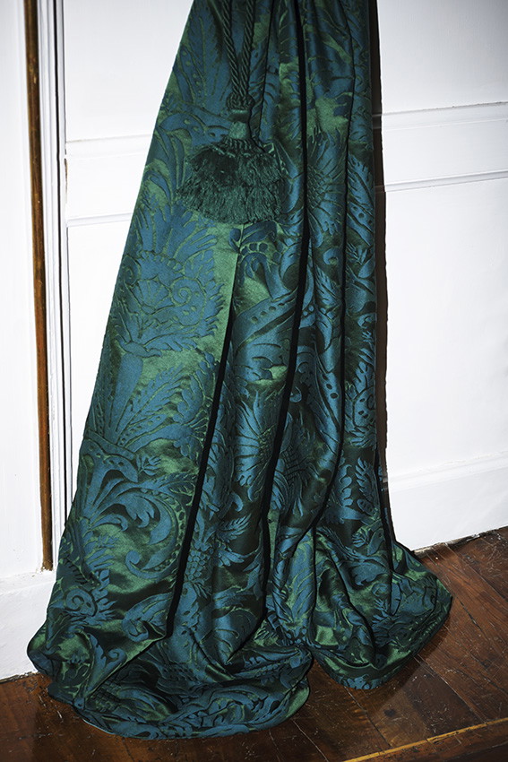 Pure Damask 012