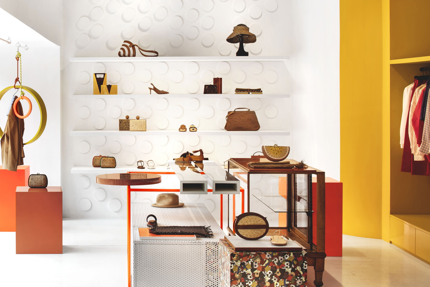 Milaura Store, Milan