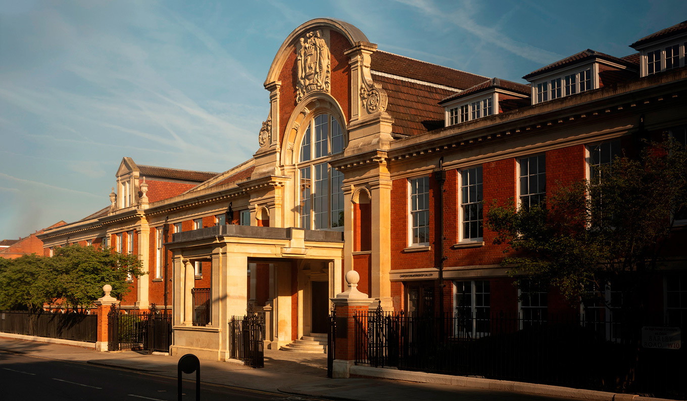 Pollini Restaurant at Landbroke Hall, London